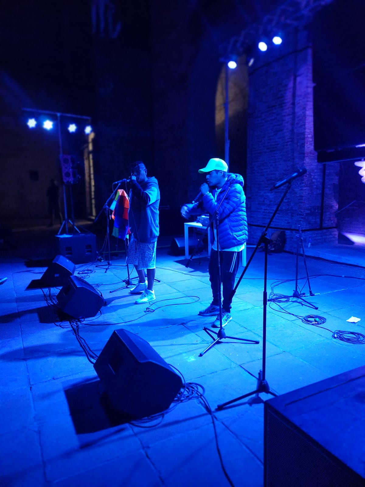 Brian and Nahuel Lopez during their gig at Manza de las Luces patio.